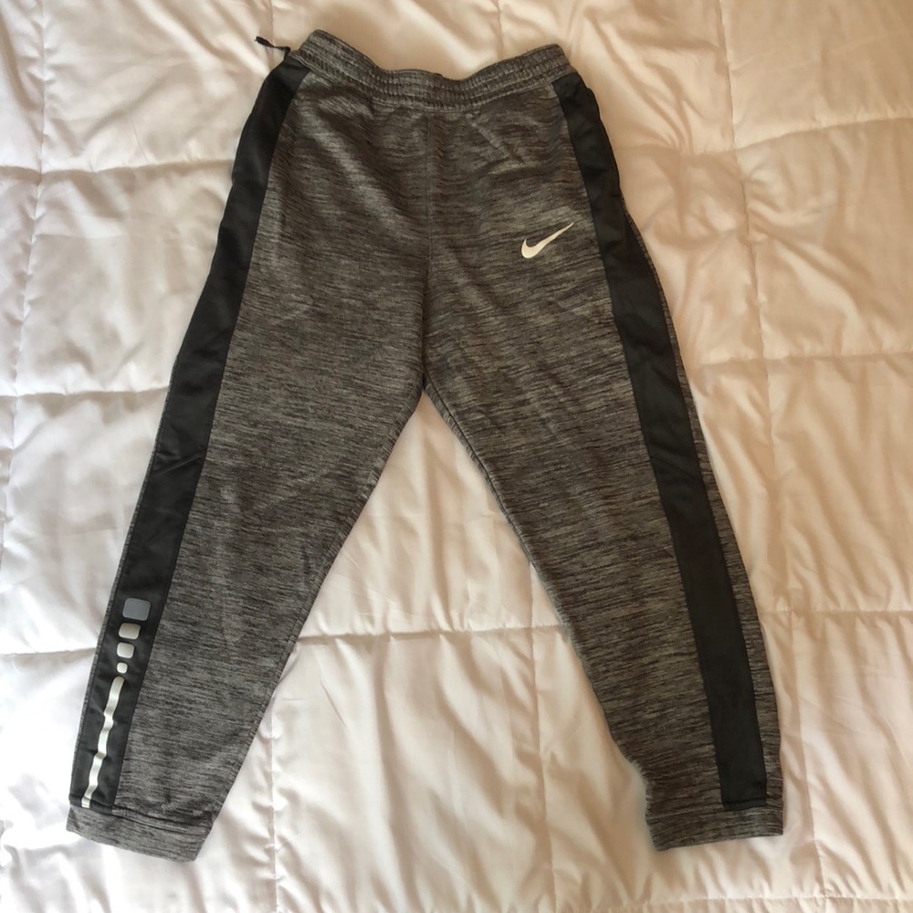Boys Nike sweatpants